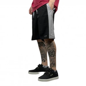 Bermuda Oakley Block Trunk Blackout 3