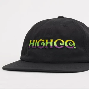 Boné High 6 Panel Fantasia Black 2