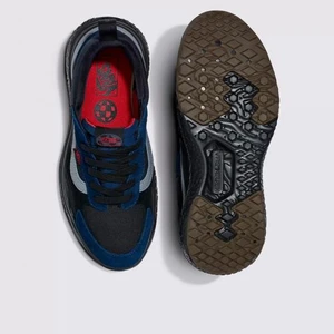Tênis Vans Ultrarange Neo Vr3 Surf Black Navy 4