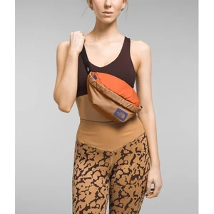 Pochete The North Face Mountain Lumbar Orange 4