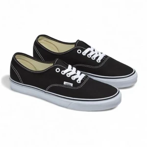 Tênis Vans Authentic Black 1