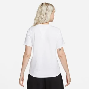 Camiseta Nike Feminina Nsw Dx7902-100 2