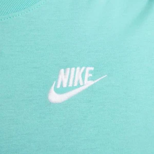 Camiseta Nike Feminina Nsw Club Dx7902-300 2