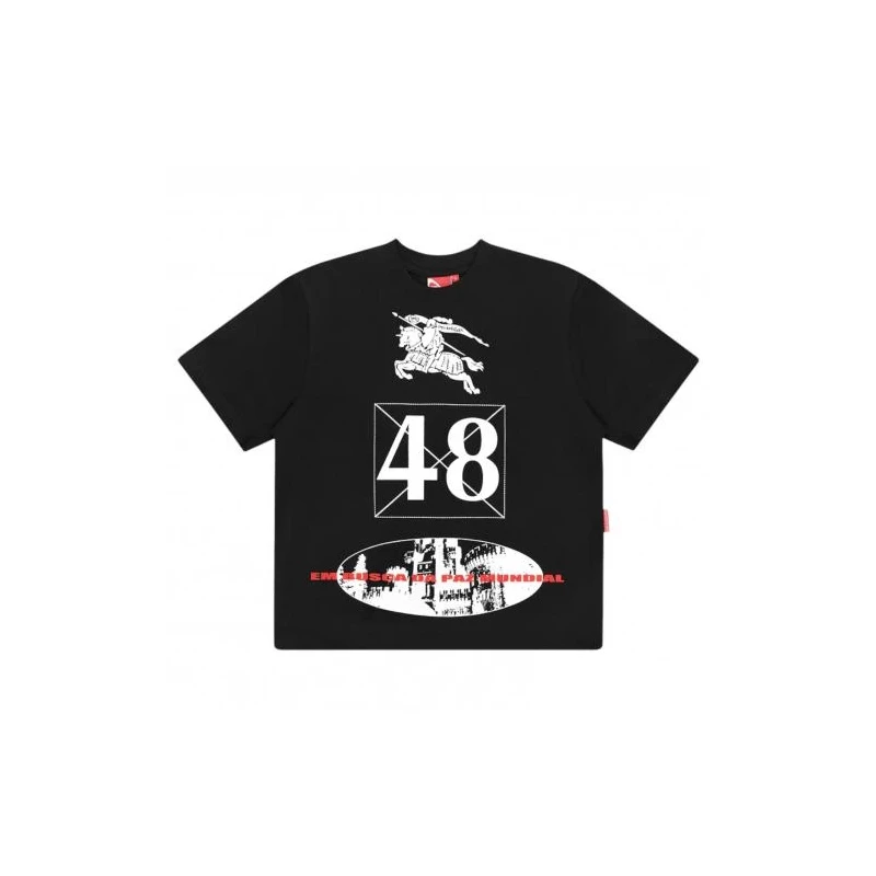 CAMISETA MAD ENLATADOS BUSCA DA PAZ PRETA