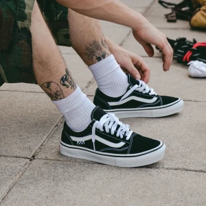 Tênis Vans Old Skool Skate Black White 2