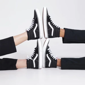 Tênis Vans Sk8 Hi Black Black White 2