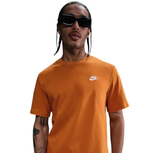 Camiseta Nike Nsw Club Ar4997-815 4
