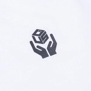 Camiseta Öus Cubo Branco 2