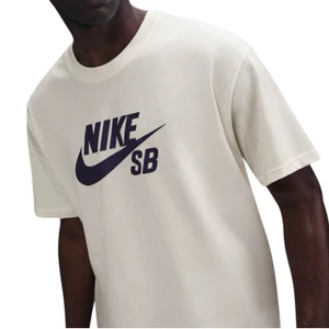 Camiseta Nike Sb Logo Cv7539-133 1