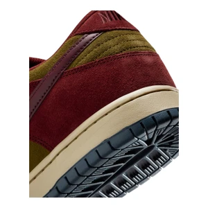 Tênis Nike Sb Dunk Low Pro Dark Team Red Olvive Hq1625-600 6
