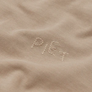 Regata Piet Emblem Raw Edge Oversized 4