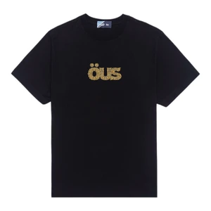 Camiseta Öus Semi Logo Barroco Preto 1
