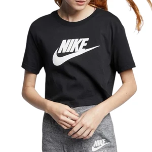 Camiseta Nike Feminina Nsw Essential Bv6175-010 1