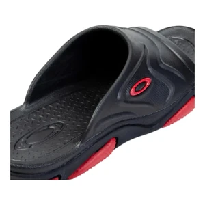 Chinelo Oakley Titan Slide Black Red 6