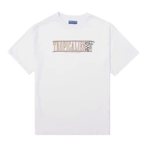 Camiseta Tropicalients Golden Years Branco 1