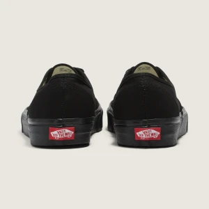 Tênis Vans Authentic Black Black 3