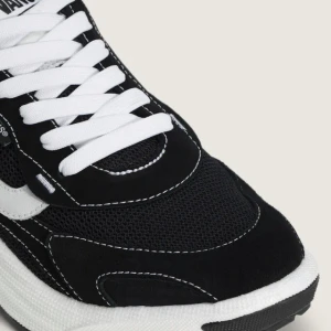 Tênis Vans Ultrarange Neo 2.0 Black White 2