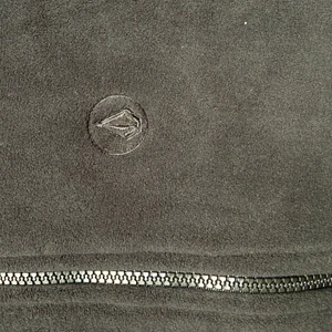 Moletom Volcom Feminino Pheelin Phurry Preto 3