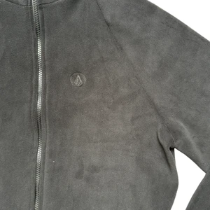 Moletom Volcom Feminino Pheelin Phurry Preto 2