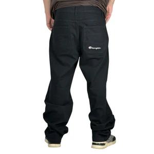 Calça Champion Sarja Oversized Script Black 3