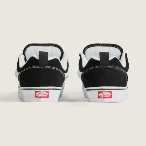 Tênis Vans Knu Skool Black True White 2