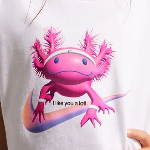 Camiseta Nike Infantil Feminina Boxy Io2025-100 2