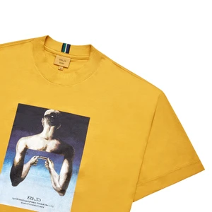 Camiseta Class Tripping In The 4th D Mostard 32615 2