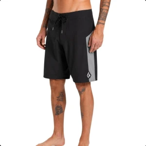Bermuda Volcom Board React Black 4